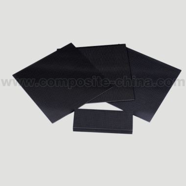 Carbon fiber ntau phaj